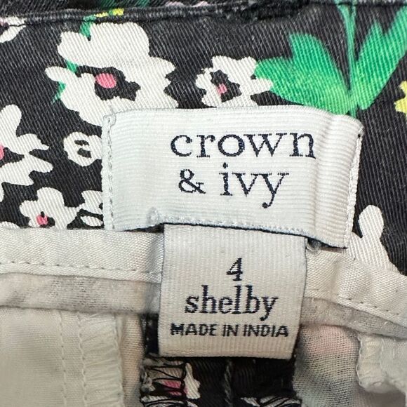 Crown & Ivy Shorts Womens Scalloped Black Floral Size 4‎ - Picture 8 of 9